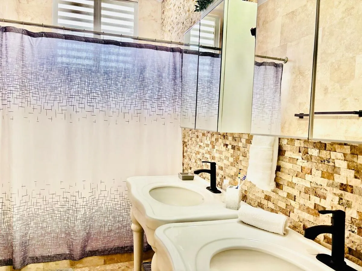 Close To Luquillo Beach, El Yunque And Main Tourist Attractions