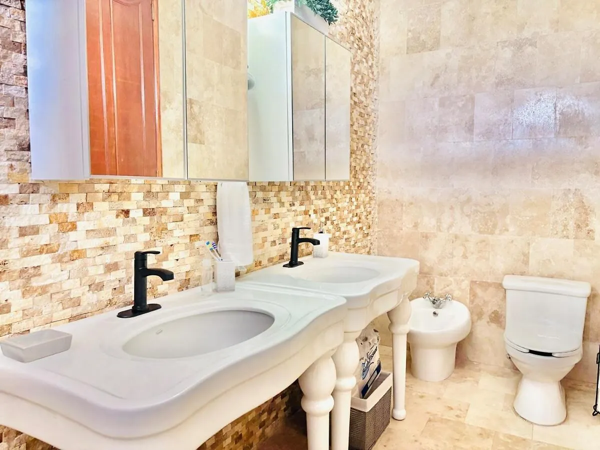 Close To Luquillo Beach, El Yunque And Main Tourist Attractions 0*,  Porto Rico